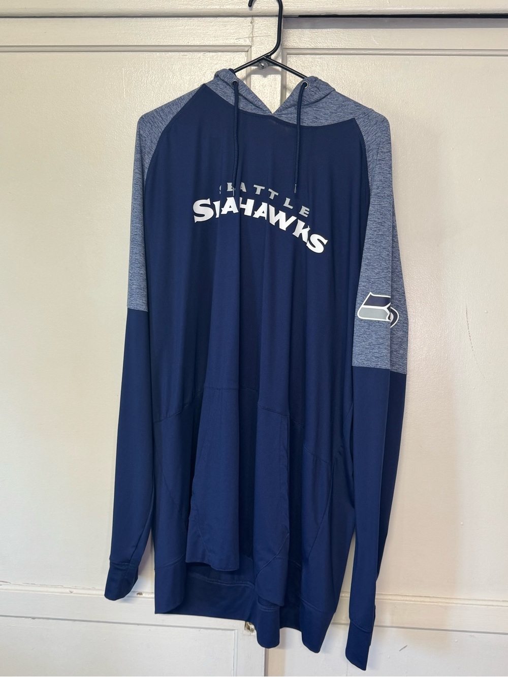 NFL Navy and Heather Gray Seattle Seahawks Hooded Rash Guard